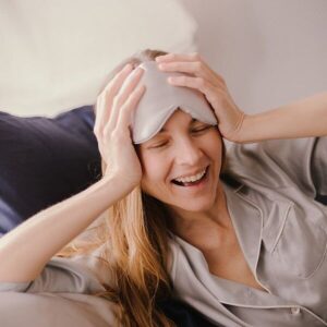 Emily's Pillow siidist unemask I hall