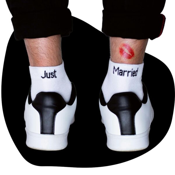 KlaK sokid I Just Married - Image 2